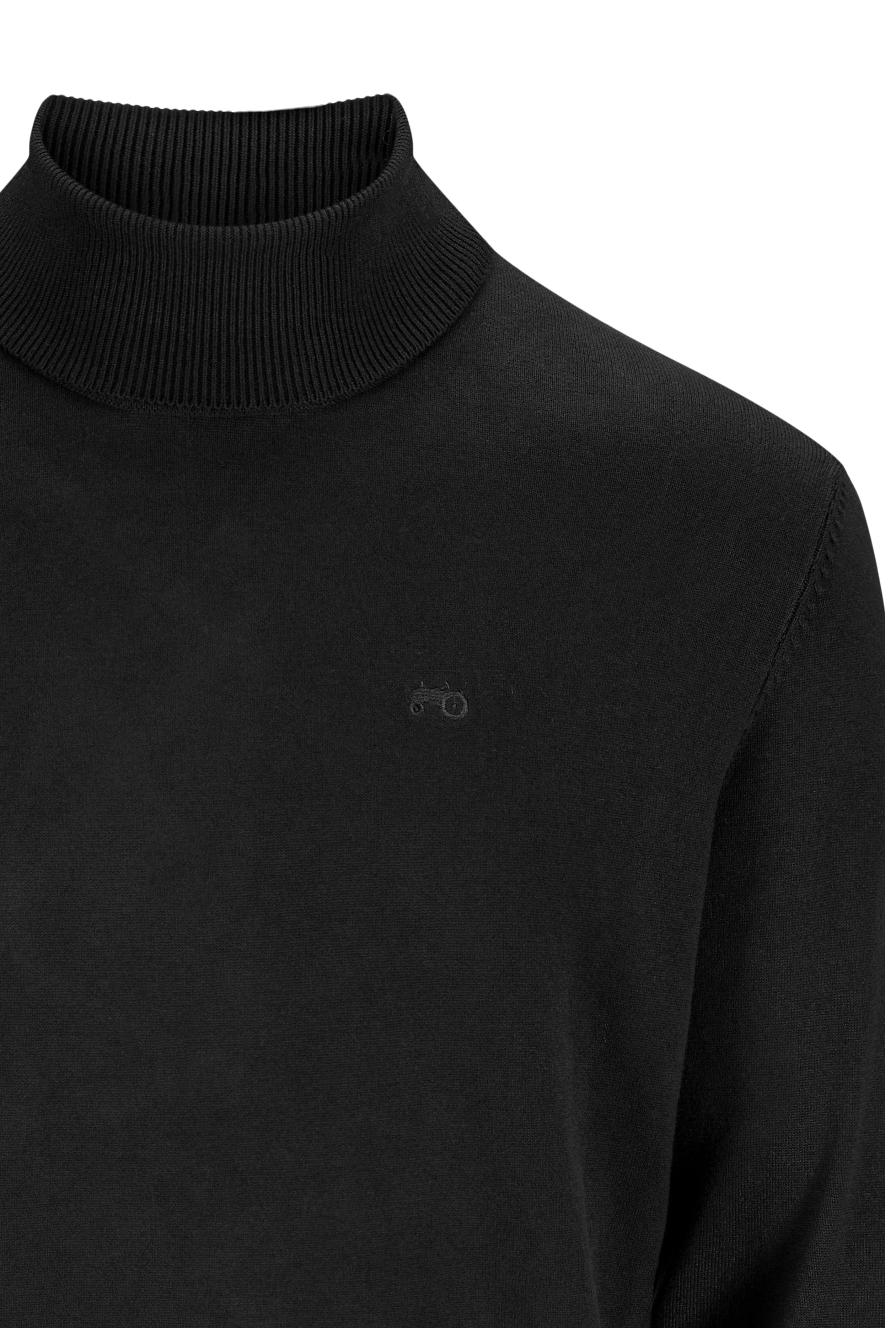 Petter High Neck