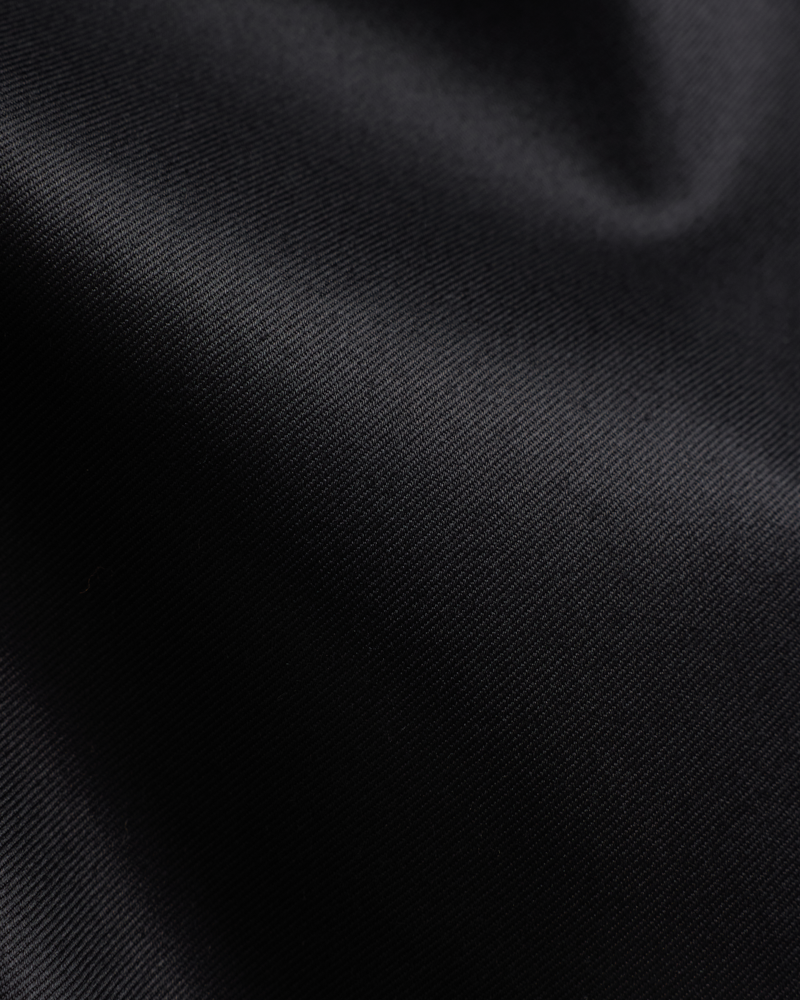 Black Shirt Cut Away R