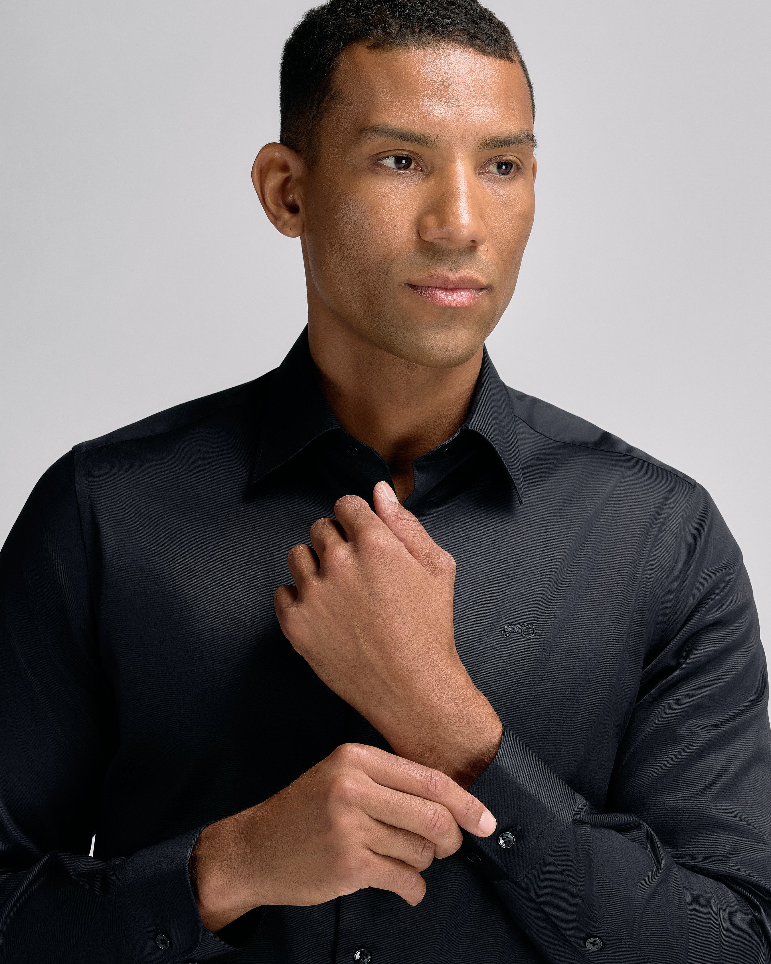 Black Shirt Classic S